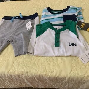 Lee 3-piece outfit. toddler boy 3T. White Green Grey. Blue. 2 shirts and 1 short